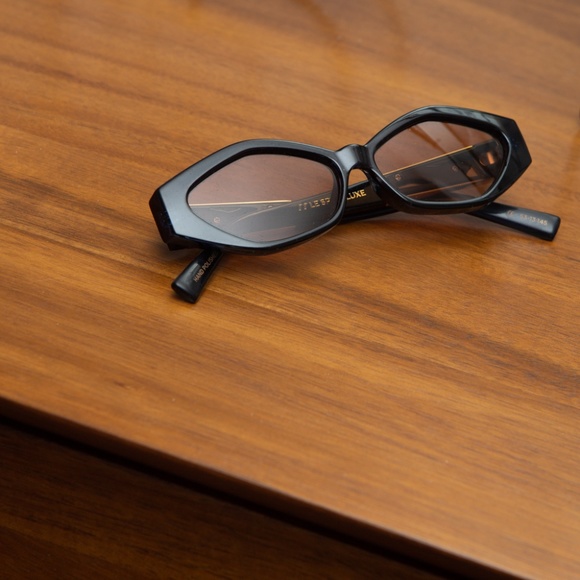LE SPECS LUXE Petit Panthere sunglasses - Picture 3 of 3